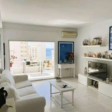 Lejlighed Center 4 Persones- 200m - . Parking